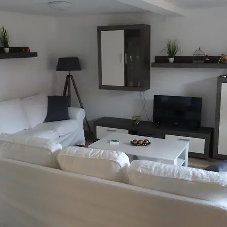 Bei Erfurt Apartament *